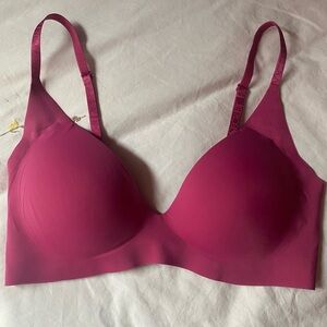 Victoria’s Secret bare, push-up wireless comfort bra